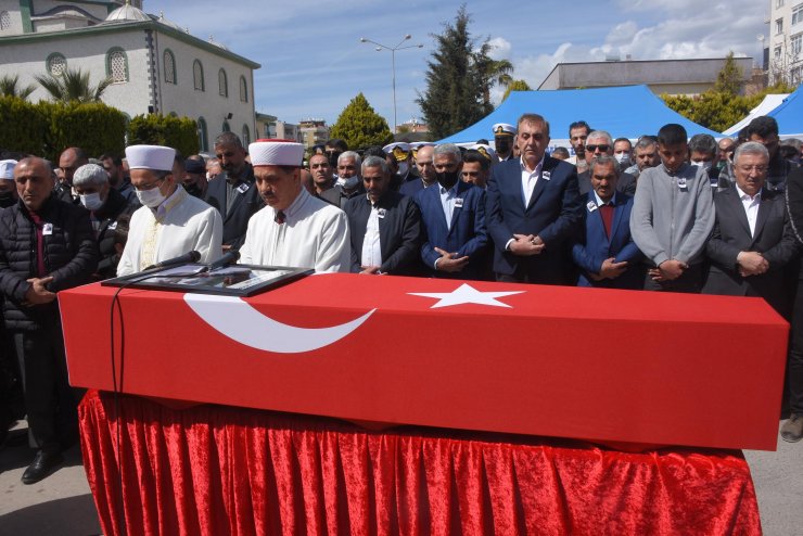 Şehit asteğmen, son yolculuğuna uğurlandı