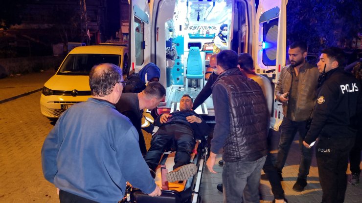 Sokak ortasında silahlı çatışma: 1 ölü, 2 yaralı