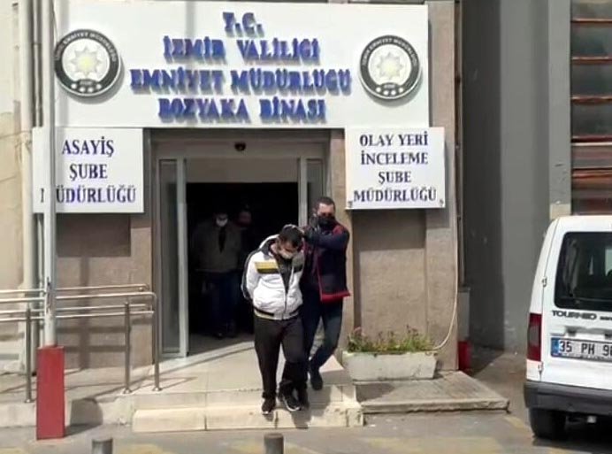 Sokakta tartıştıkları husumetlilerini vuran baba-oğul tutuklandı