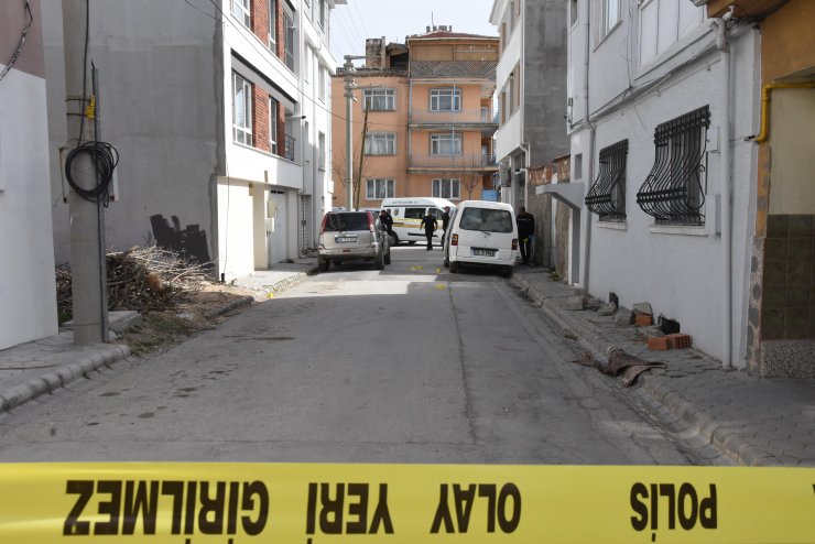 Sokakta vuruldu, hastanede öldü