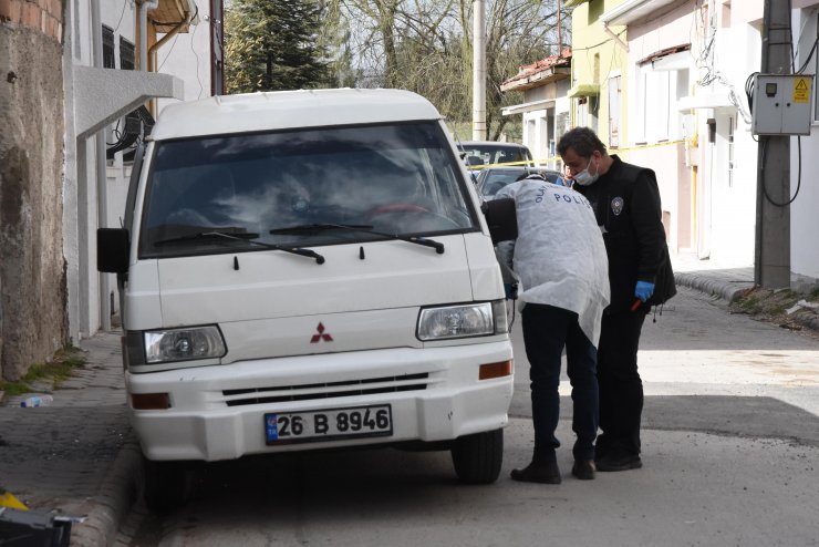 Sokakta vuruldu, hastanede öldü