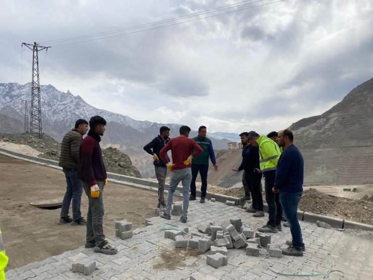Su altında kalacak Yusufeli’nin yeni yerleşim yerinde 3 etap tamam