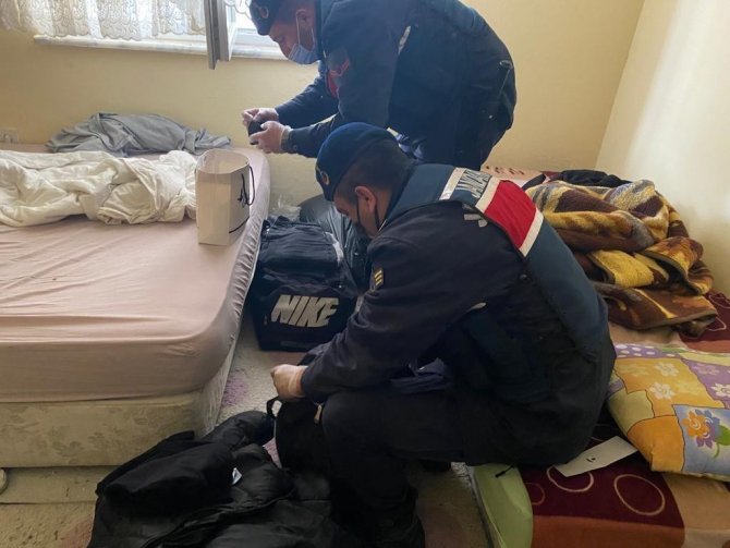 Tefecilik yaptığı belirlenen 9 şüpheli tutuklandı