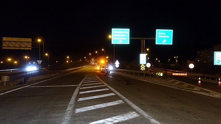 TEM otoyolunda geri manevra yapan sürücü, yardımcı olan babasını ezdi