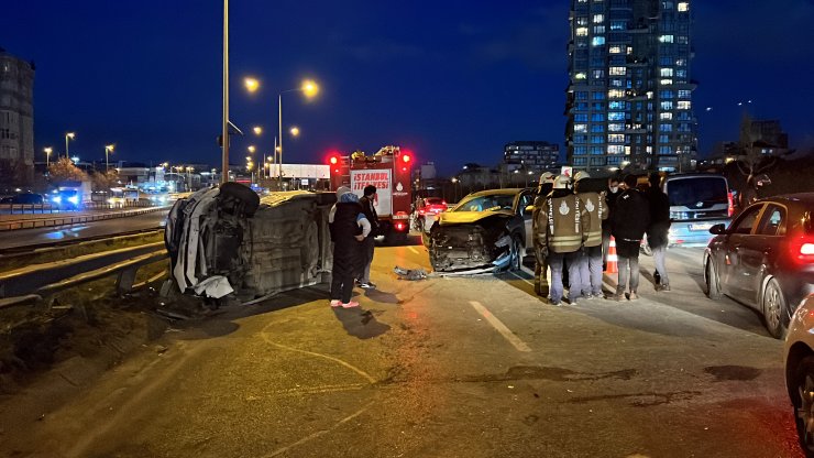 Trafik kazasında 2 kişi yaralandı