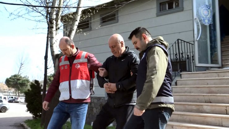 "Yengeme neden kötü davranıyorsun" diyerek kardeşini vurdu
