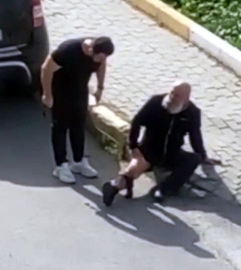 "Yengeme neden kötü davranıyorsun" diyerek kardeşini vurdu