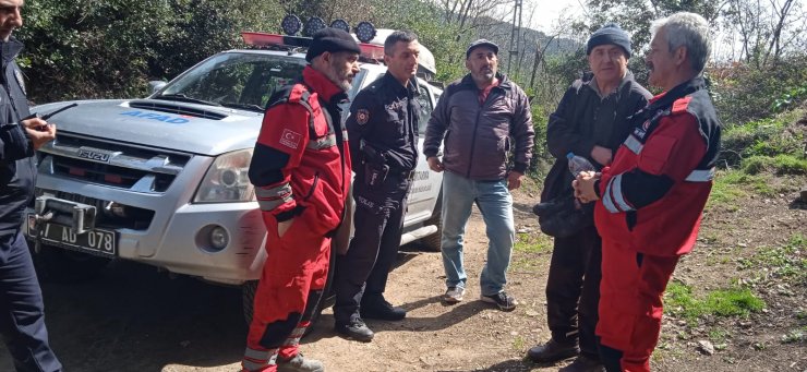 Kayıp kişinin deniz kenarında ayakkabısı bulundu