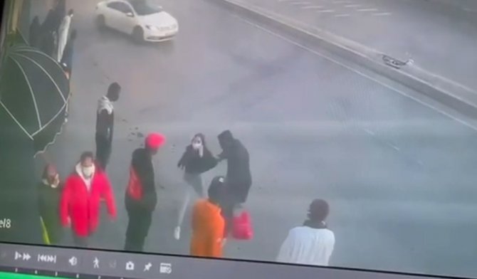 Takip ettiği kadını silahla öldürdü, ardından kendi kafasına sıktı