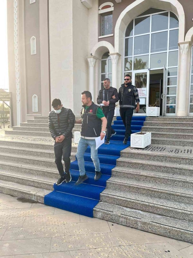 Uyuşturucu operasyonunda 2 tutuklama