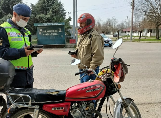 147 motosiklet sürücü tek tek denetlendi
