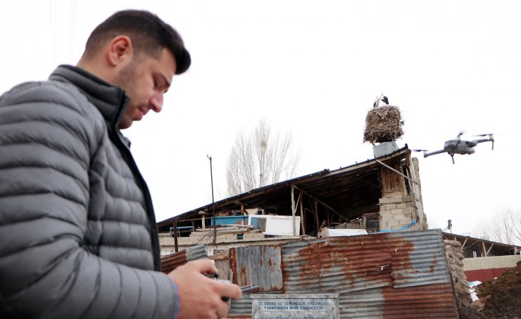 Bacadaki yuvanın yeri, leylekler göç edince değiştirilecek