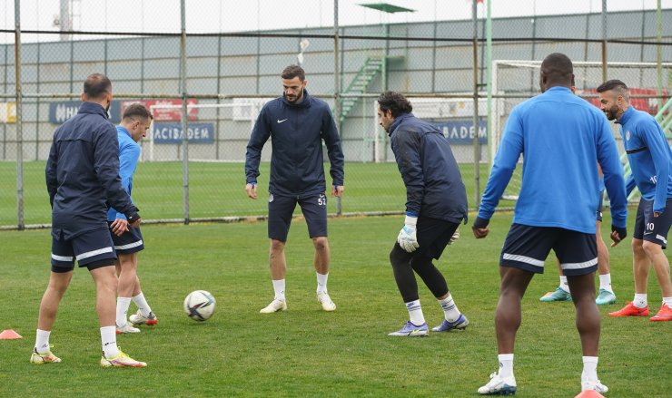 Çaykur Rizespor, İttifak Holding Konyaspor maçı hazırlıklarına başladı