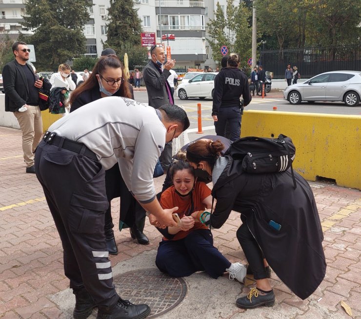 Eşine tekerlekli sandalyede sakladığı tabancayla kurşun yağdırdı