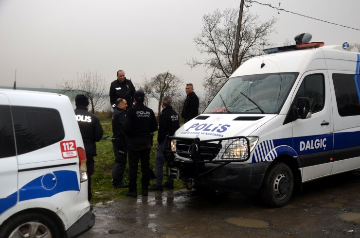 Göl kenarında ceset bulundu