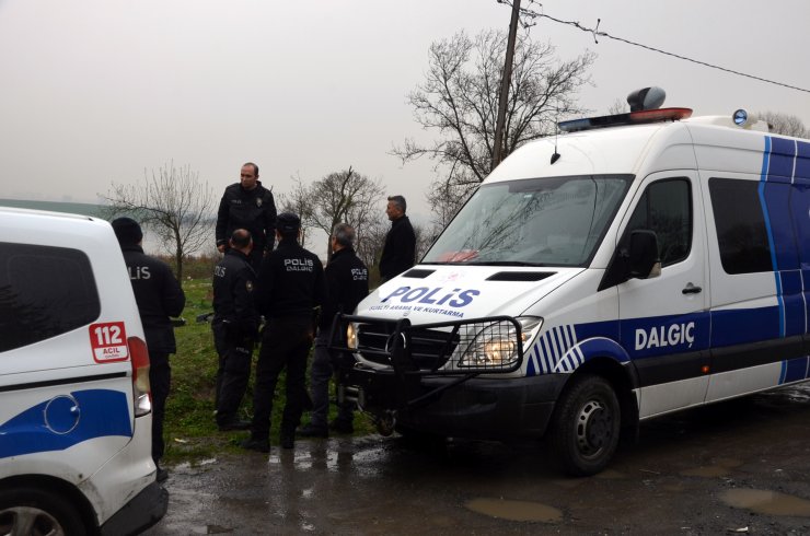 Göl kenarında ceset bulundu