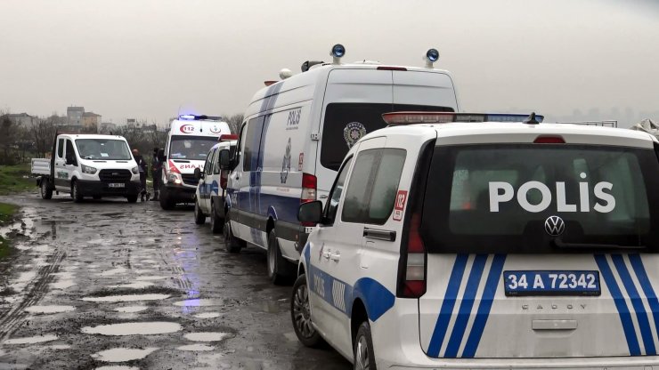 Göl kenarında ceset bulundu