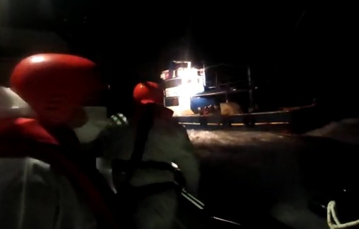 İzmir'de 168 göçmen ile 2 organizatör yakalandı 