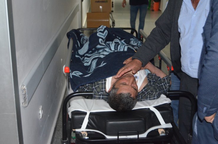 Kayınpederi ve kayınvalidesini vuran damat adliyeye sevk edildi, yakınları gazetecilere saldırdı