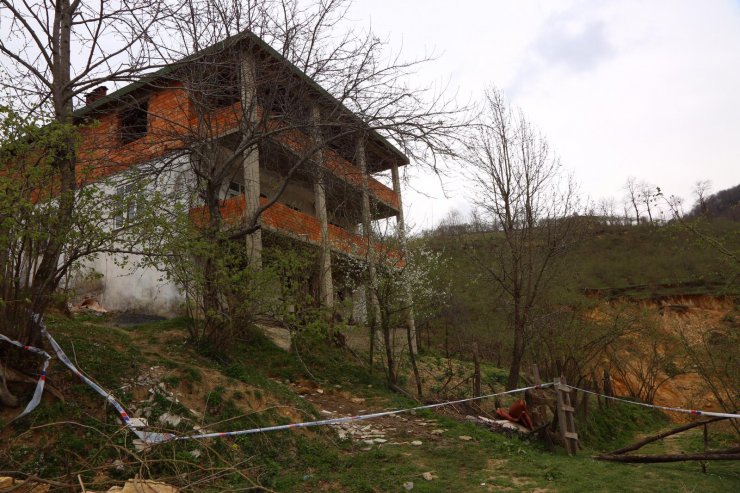 Ordu’da heyelanda 13 ev tahliye edildi