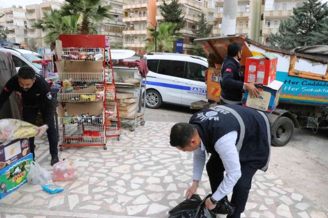 Tarihi geçmiş bin 250 ürün imha edildi