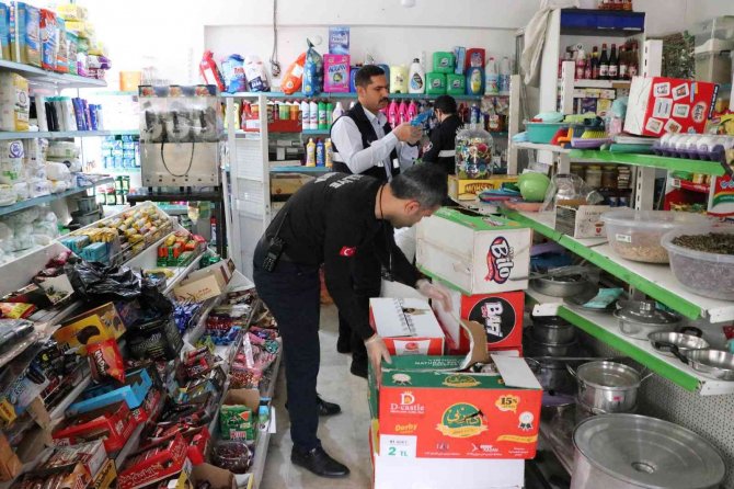 Tarihi geçmiş bin 250 ürün imha edildi