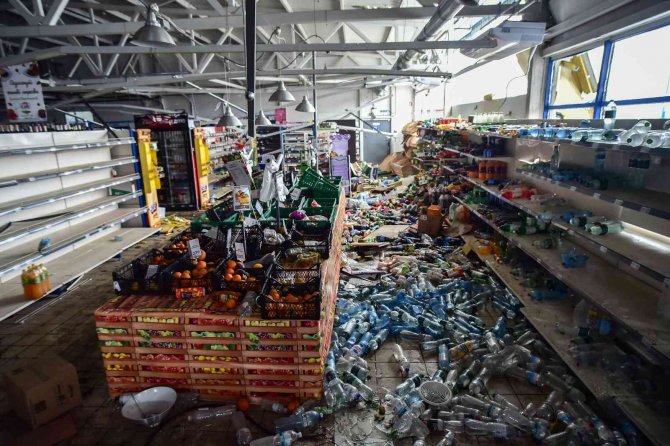 Ukrayna’nın Stoyanka kentinde acı manzara