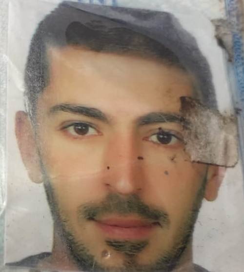 Çukurlar kazılı evde ölü bulundu