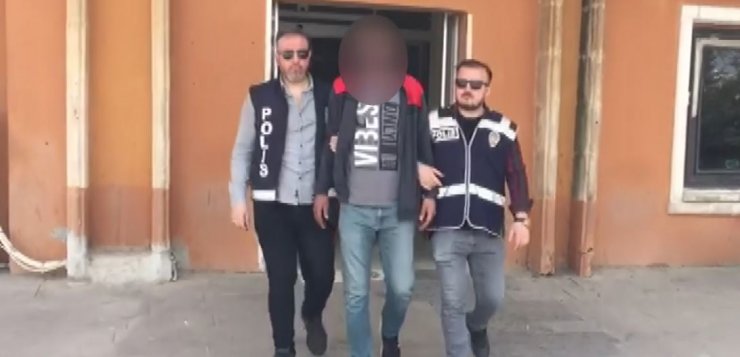 Kadının boynundaki altın kolyeyi çaldı; serbest kaldı