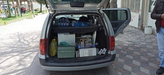 Seyyar kumarhaneciler jandarmadan kaçamadı