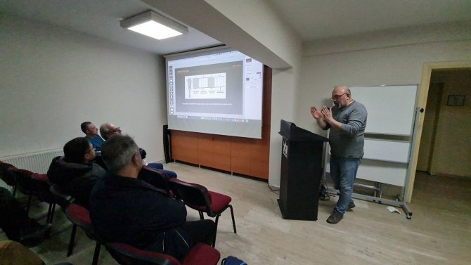 Amatör fotoğrafçılar belgesel yapımında video ve ses eğitimi aldı