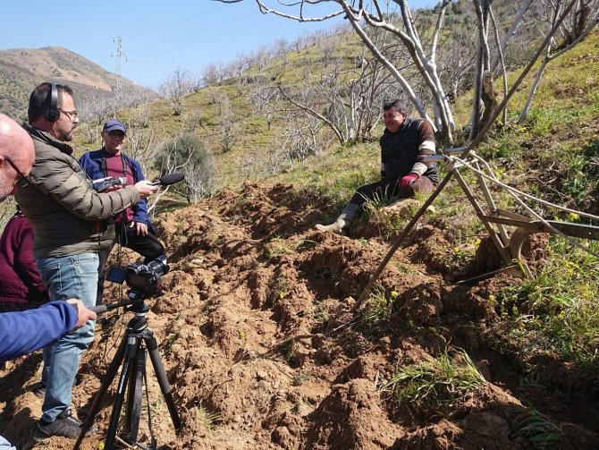 Amatör fotoğrafçılar belgesel yapımında video ve ses eğitimi aldı