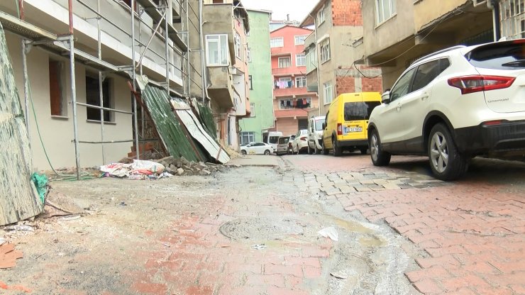 Aydınlatma direği hırsızlığı kamerada