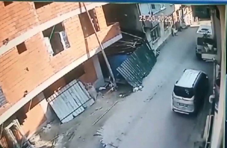 Aydınlatma direği hırsızlığı kamerada