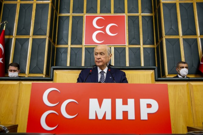 Bahçeli: CHP'de mi dolaşıyorsunuz? Yoksa Kandil'de mi geziyorsunuz?
