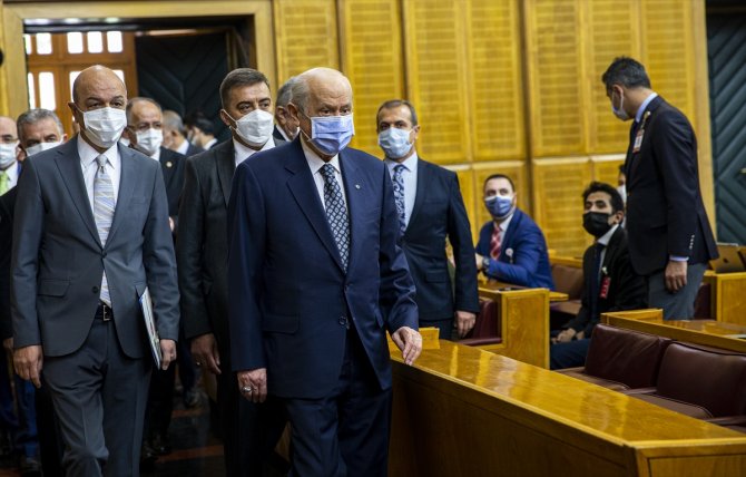 Bahçeli: CHP'de mi dolaşıyorsunuz? Yoksa Kandil'de mi geziyorsunuz?