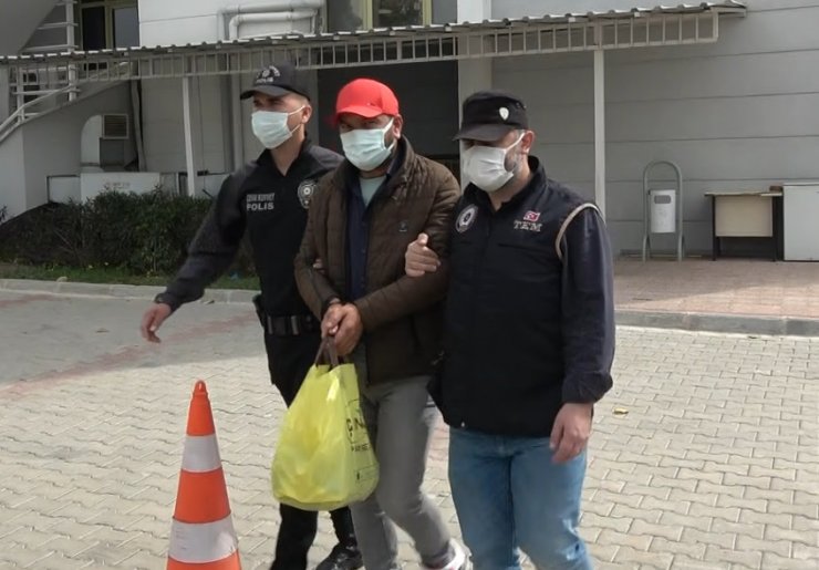 FETÖ'den gözaltına alınan 1'i  ABD'li 12 şüpheli adliyede