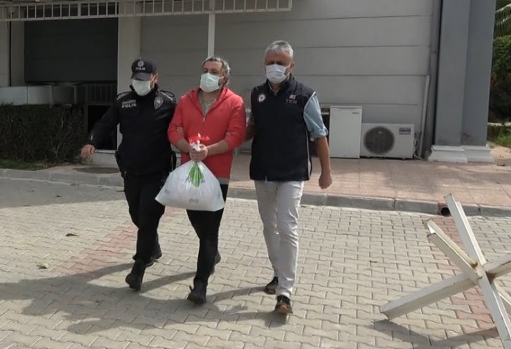 FETÖ'den gözaltına alınan 1'i  ABD'li 12 şüpheli adliyede