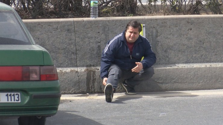 Hafriyat kamyonunun çarpıp sürüklediği otomobil sürücüsü ölümden döndü