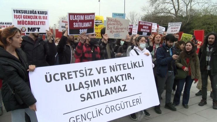 İBB önünde toplu ulaşım zammı protestosu 