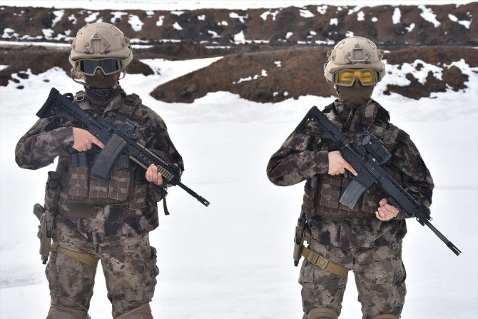Kadın PÖH'ler görev için sürekli teyakkuzda