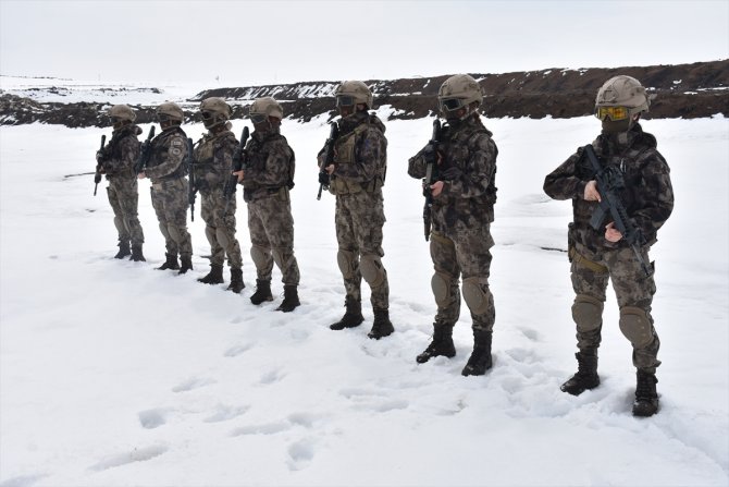 Kadın PÖH'ler görev için sürekli teyakkuzda
