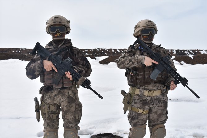 Kadın PÖH'ler görev için sürekli teyakkuzda