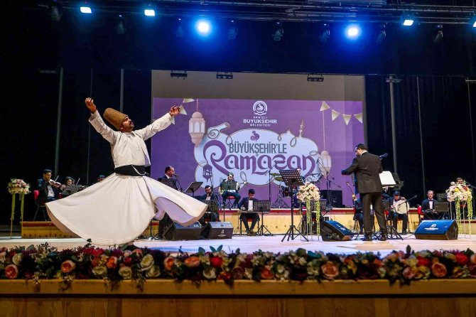 Mahalle iftarları binlerce kişiyi buluşturuyor