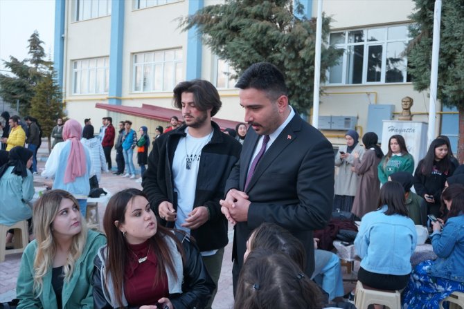 Bozkır'da üniversite öğrencileri iftarda buluştu