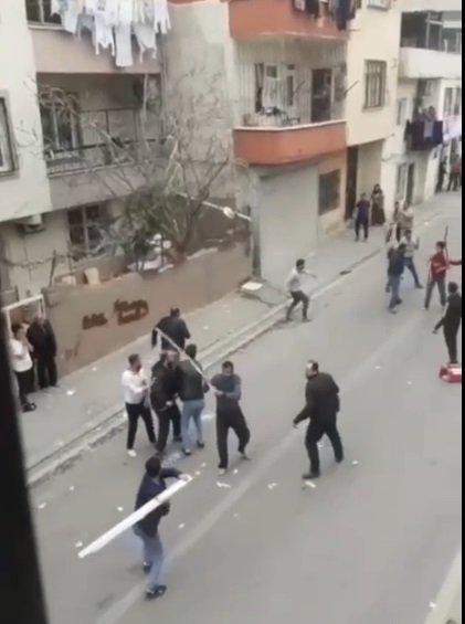 Demir sopalı kavgaya karışan 7 Suriyeliye sınır dışı