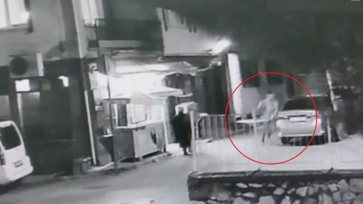 Evine girdiği kadının gasbettiği telefonuyla 10 bin TL kredi çekti