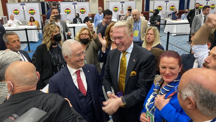 Fenerbahçe YDK Başkanlığı'na Uğur Dündar seçildi