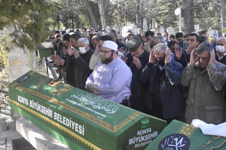 Öldürülen doktor memleketi Konya'da toprağa verildi