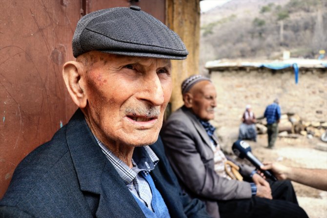 Ağaçlandırma seferberliğinin kahramanı 2 kardeş eserleri ormanla gurur duyuyor